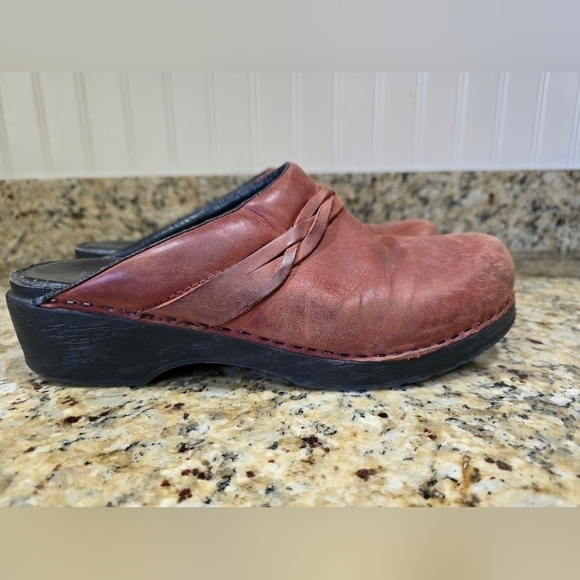 LL Bean Womens EU 41 US 10 Leather Braided Clog Mules Shoes Made in Brazil - Picture 6 of 8